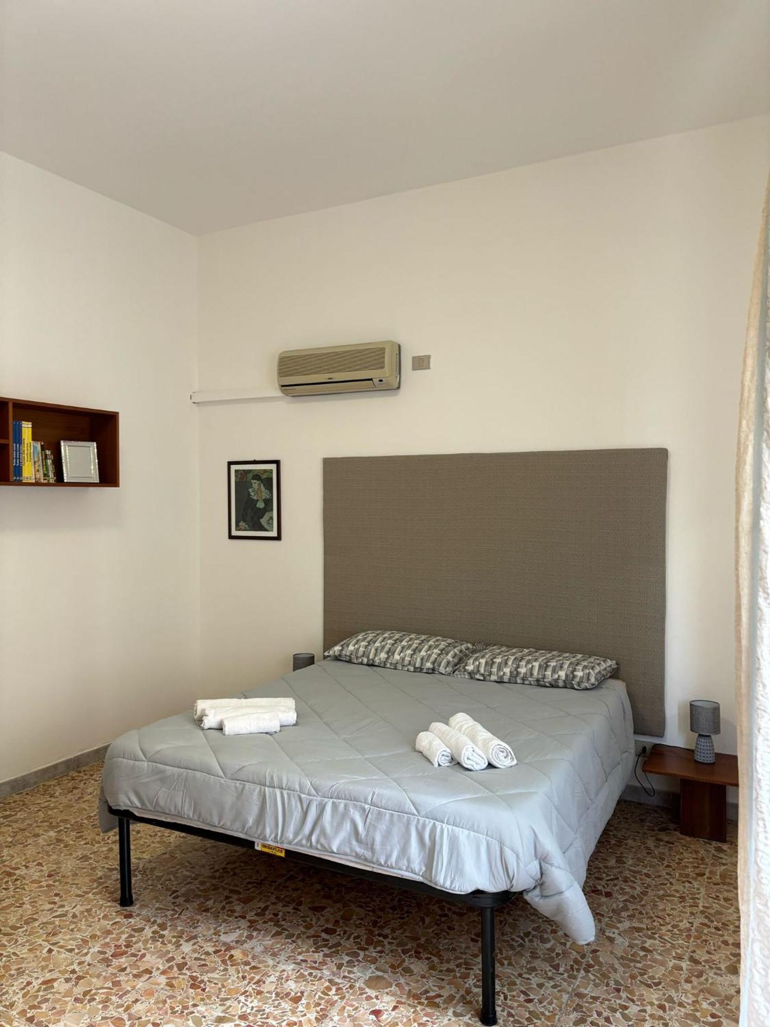 Pm 41 Via Ennio Porrino Guest House Alghero Exterior foto
