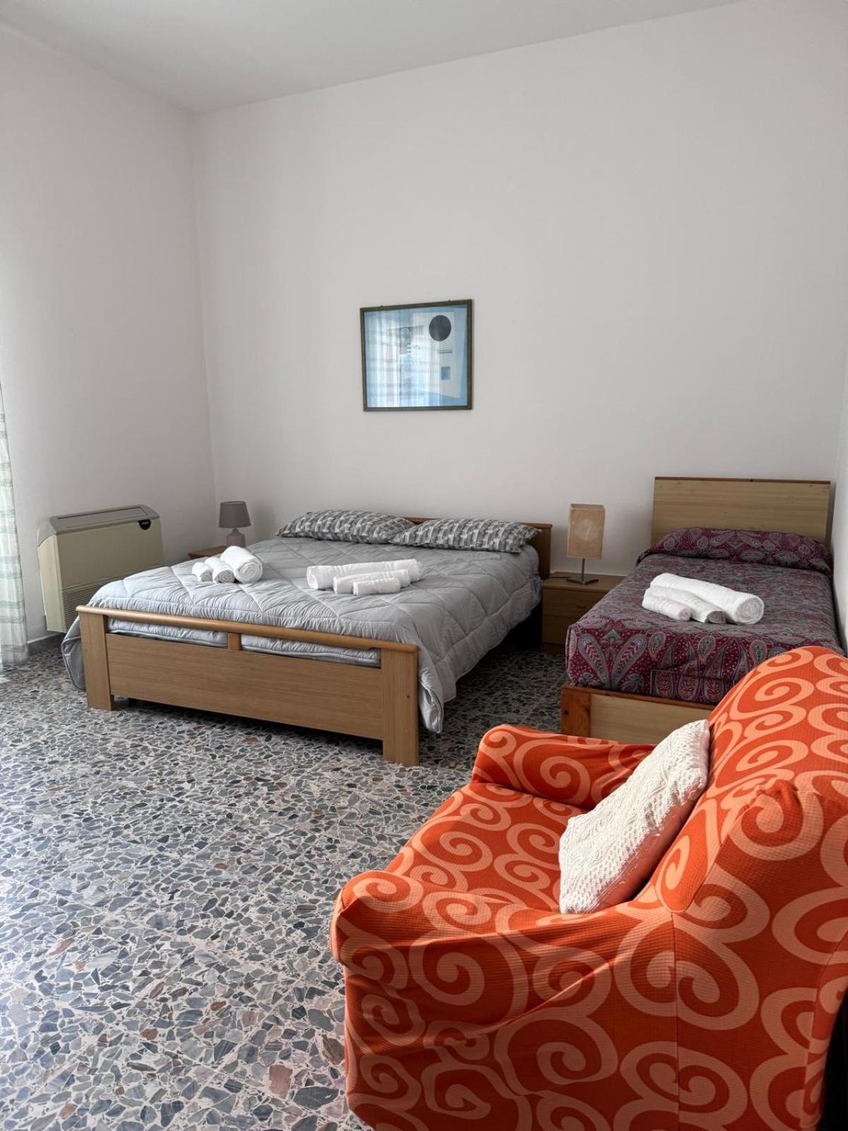Pm 41 Via Ennio Porrino Guest House Alghero Exterior foto