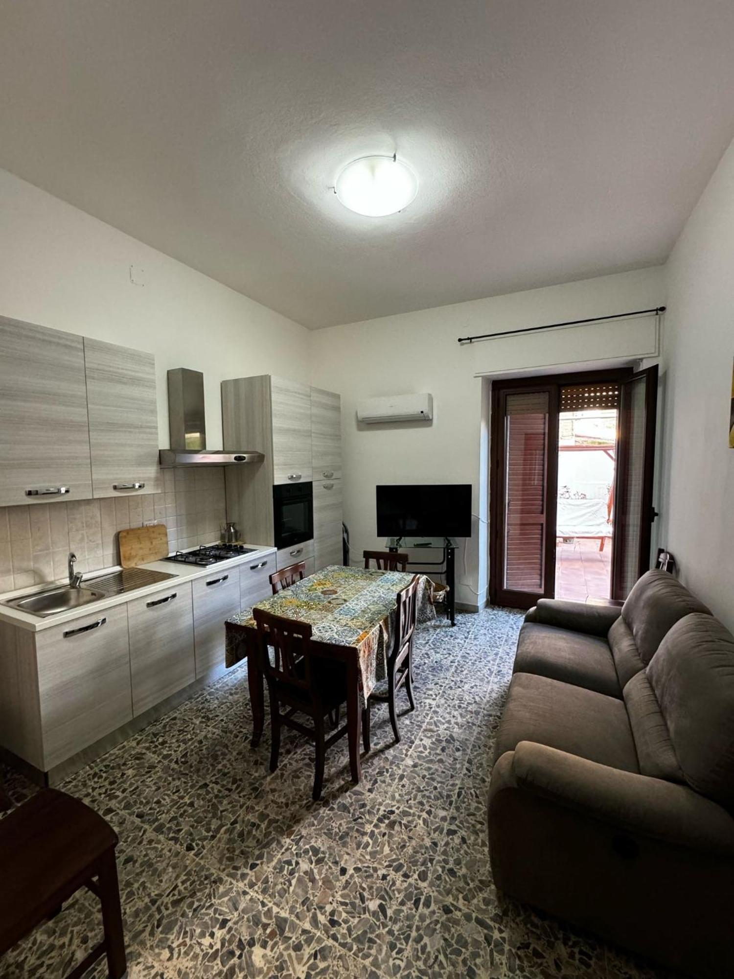 Pm 41 Via Ennio Porrino Guest House Alghero Exterior foto